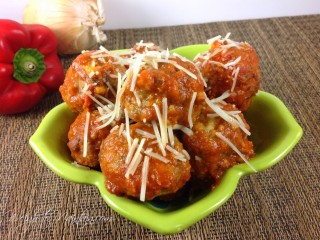 Cheese-Stuffed Gluten Free Meatballs